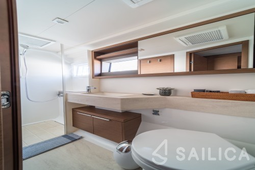 Lagoon 50 - Yacht Charter Sailica