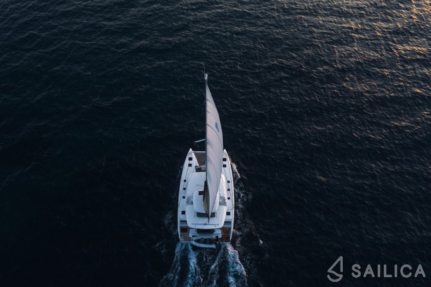 Lagoon 50 - Yacht Charter Sailica