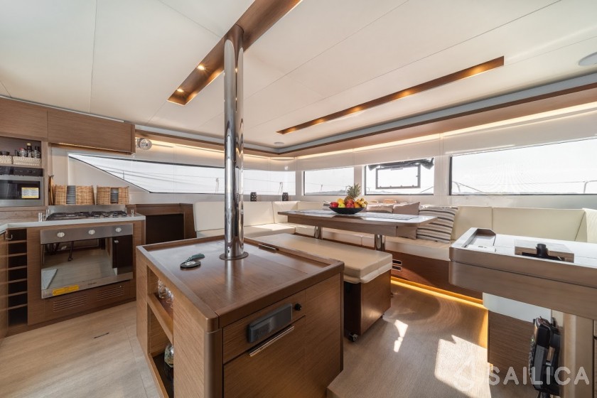 Lagoon 50 - Yacht Charter Sailica