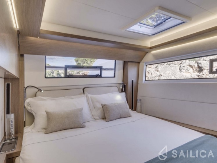 Lagoon 50 - Yacht Charter Sailica