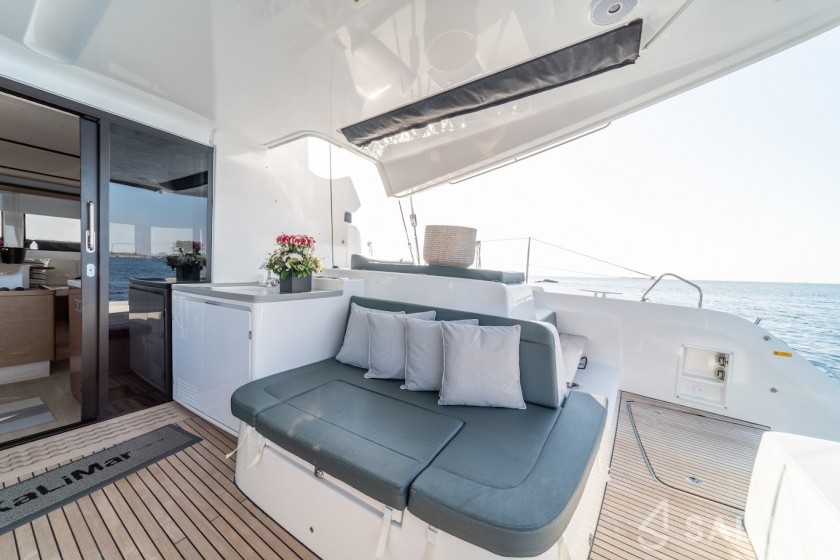 Lagoon 50 - Yacht Charter Sailica