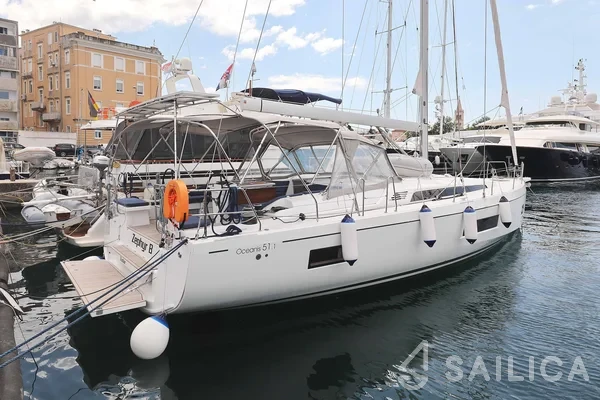 Oceanis 51.1 - Yacht Charter Sailica