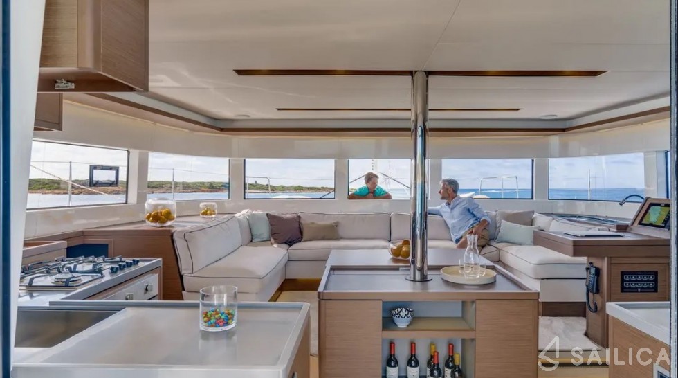 Lagoon 50 - Yacht Charter Sailica