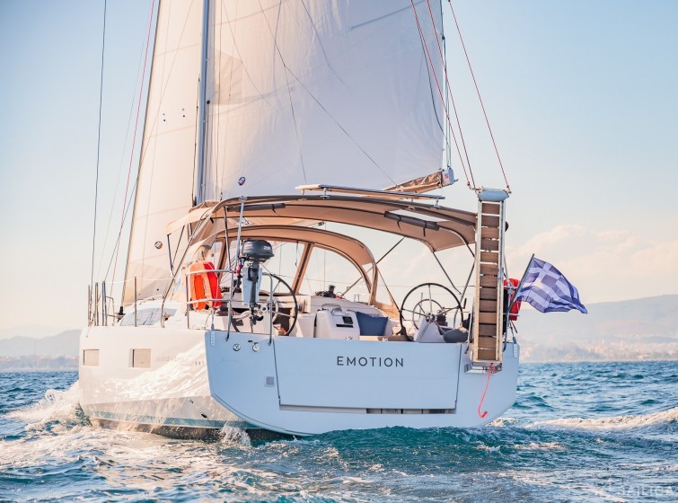 Sun Odyssey 410 - Yacht Charter Sailica