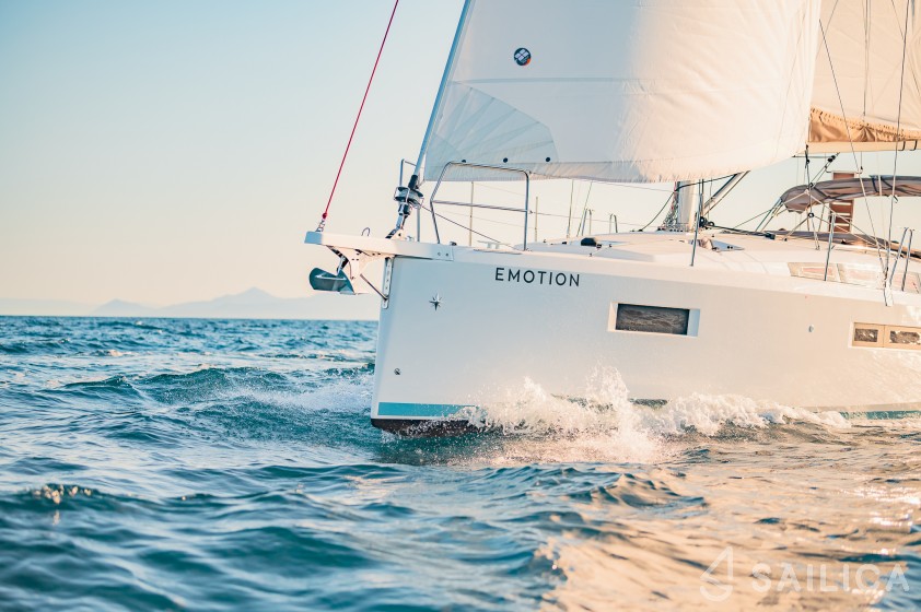 Sun Odyssey 410 - Yacht Charter Sailica