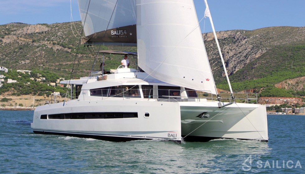 Bali 5.4. - Yacht Charter Sailica