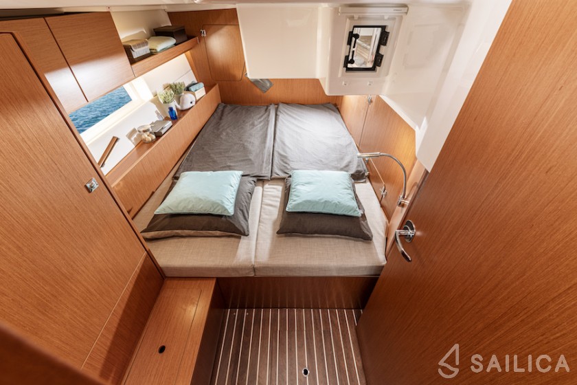 Bavaria C45 Style - Yacht Charter Sailica