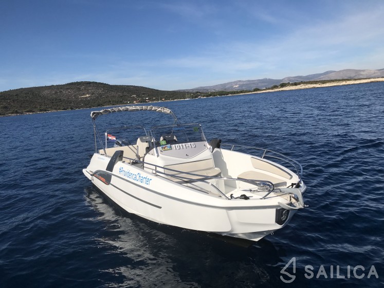 Beneteau Flyer 7.7 SUNdeck - Yacht Charter Sailica