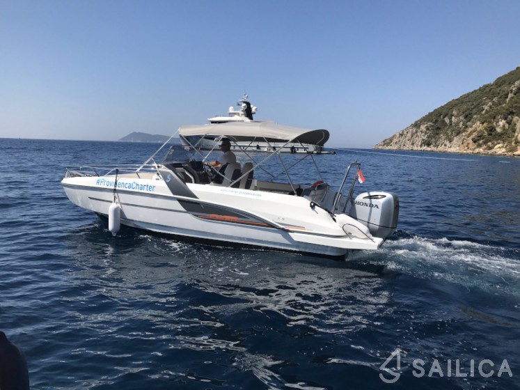 Beneteau Flyer 7.7 SUNdeck - Yacht Charter Sailica