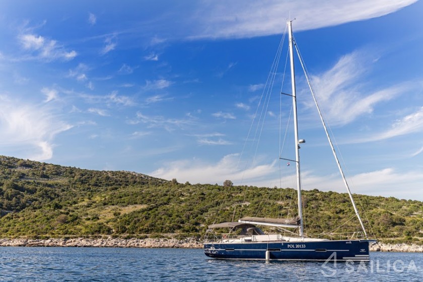 Dufour 460 GL - Yacht Charter Sailica