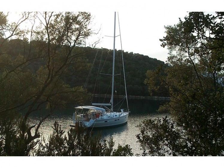 Bavaria 45 Cruiser - Yacht Charter Sailica