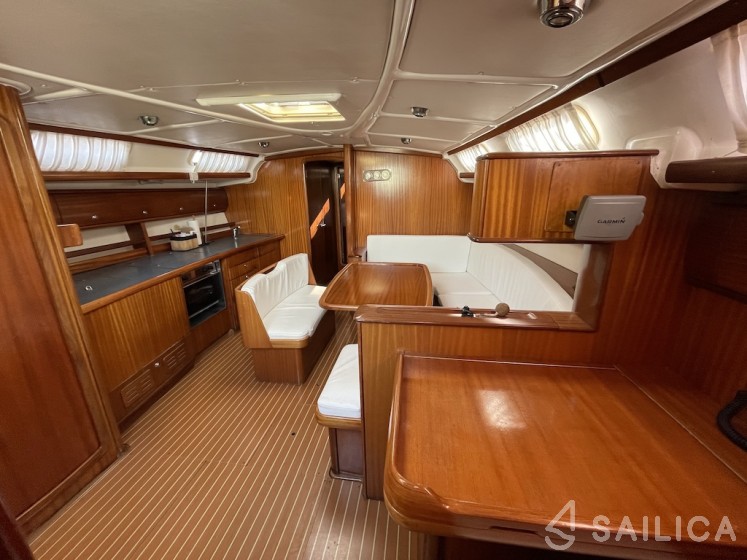 Bavaria 44 - Yacht Charter Sailica