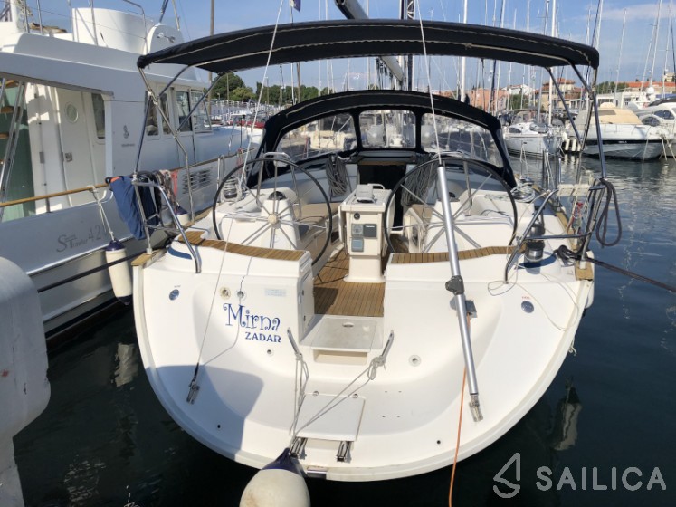 Bavaria 44 - Yacht Charter Sailica