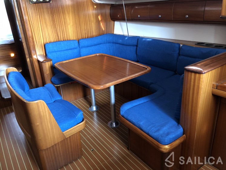 Bavaria 44 - Yacht Charter Sailica