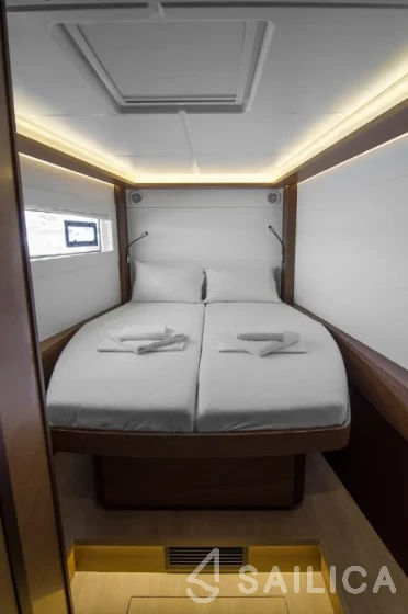 Lagoon 46  - Yacht Charter Sailica