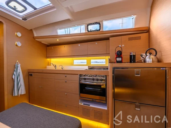 Dufour 460 GL - Yacht Charter Sailica