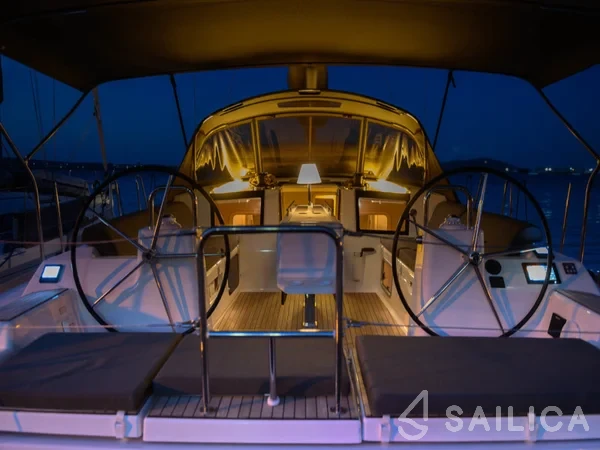 Dufour 460 GL - Yacht Charter Sailica