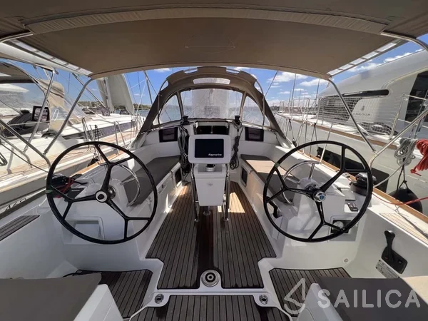 Sun Odyssey 389 - Yacht Charter Sailica