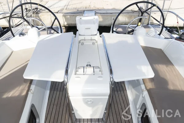 Sun Odyssey 389 - Yacht Charter Sailica