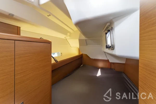 Sun Odyssey 389 - Yacht Charter Sailica