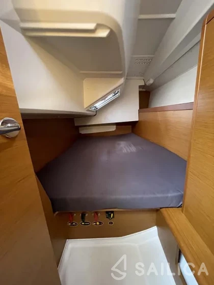 Sun Odyssey 349 - Yacht Charter Sailica