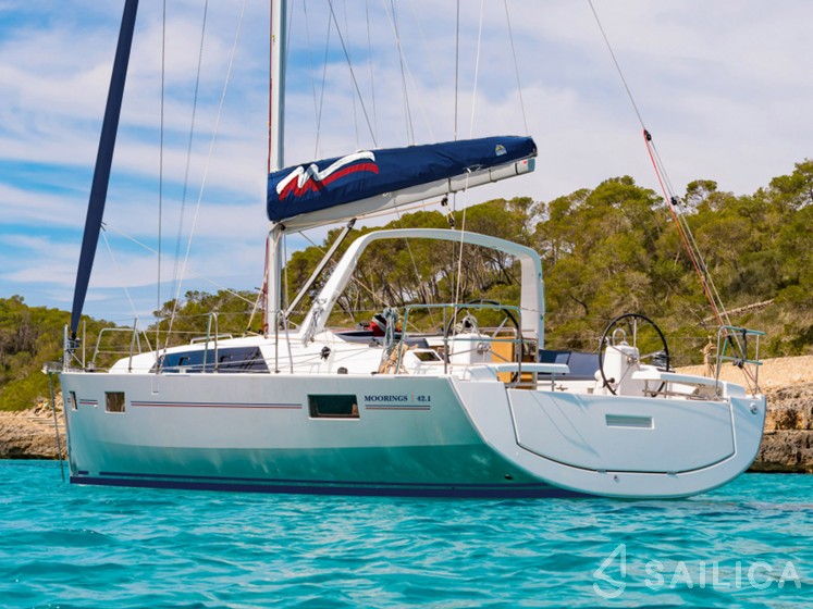 Oceanis 41.1 - Yacht Charter Sailica