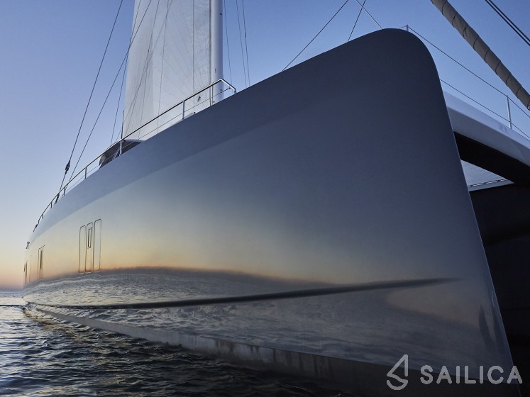 Sunreef 60 - Yacht Charter Sailica