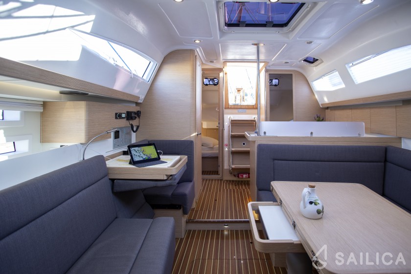 Elan 40 Impression - Yacht Charter Sailica