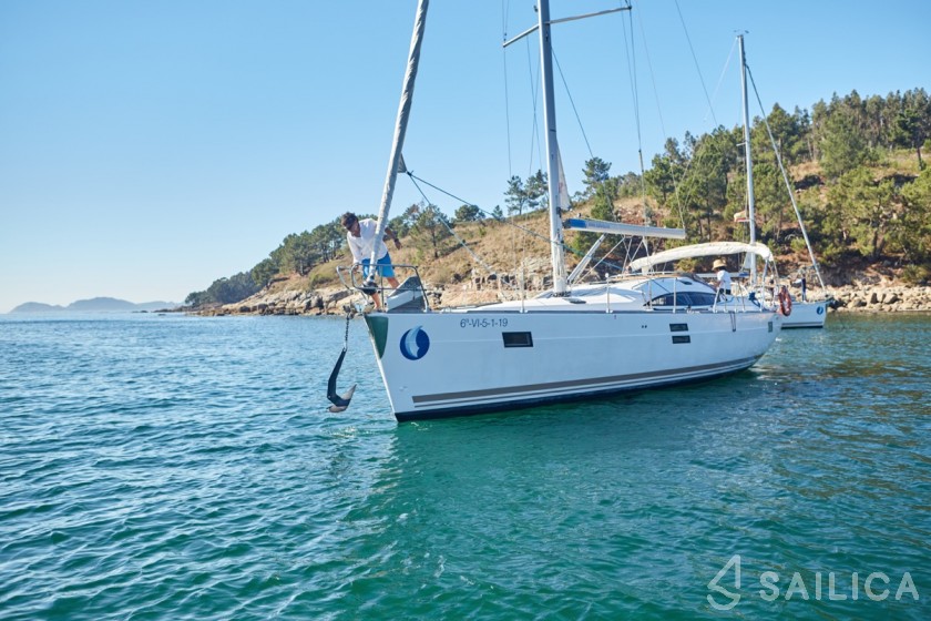 Elan 45 Impression - Yacht Charter Sailica