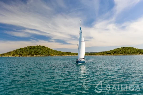 Elan 340 - Yacht Charter Sailica