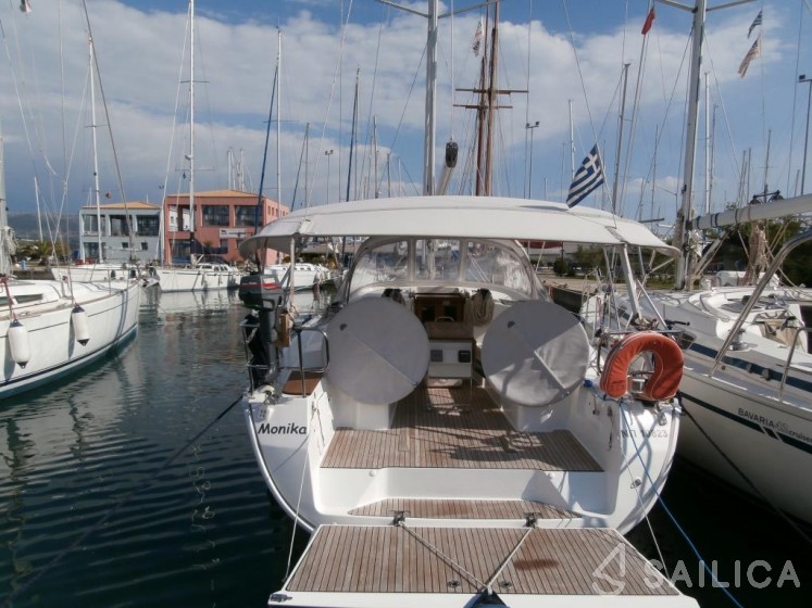 Bavaria 40 Cruiser - Yacht Charter Sailica