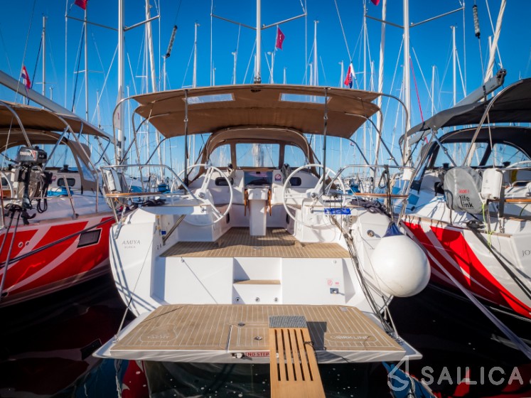 Elan 45 Impression - Yacht Charter Sailica