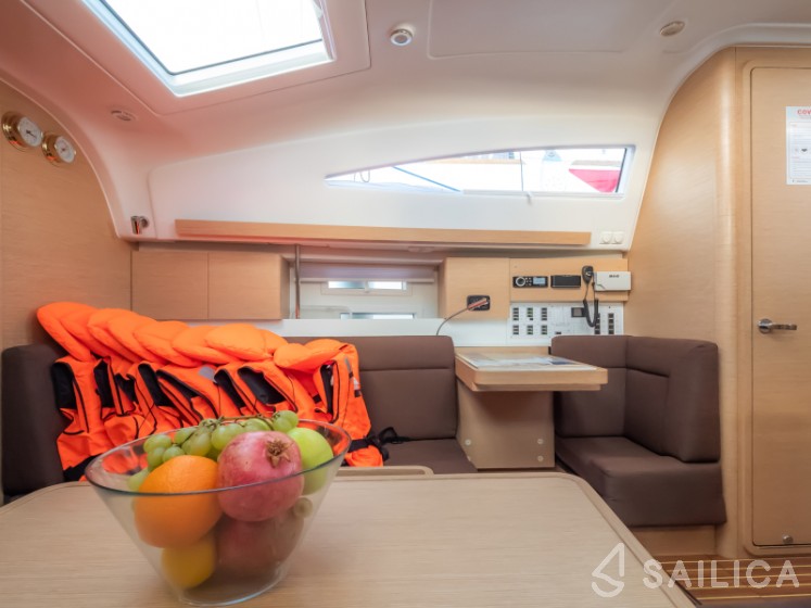 Elan 40 Impression - Yacht Charter Sailica