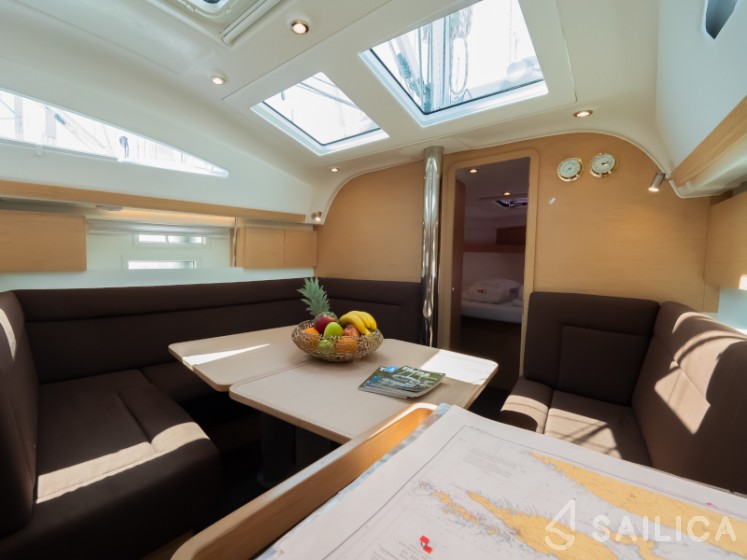 Elan 40 Impression - Yacht Charter Sailica