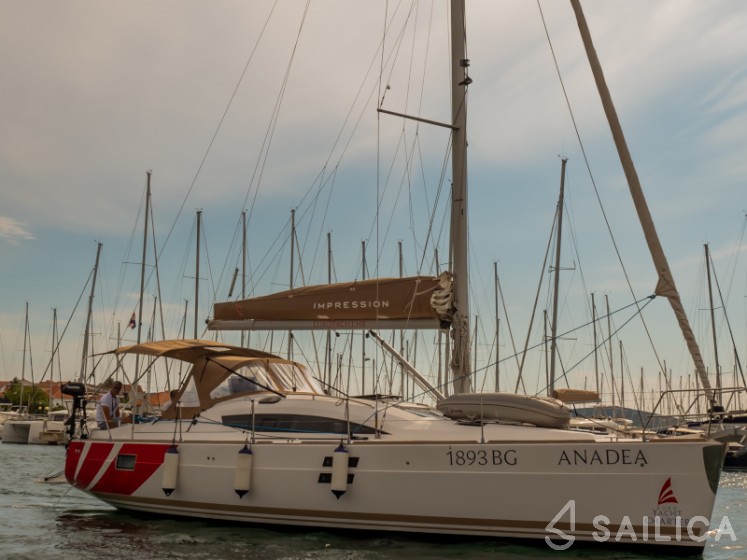 Elan 40 Impression - Yacht Charter Sailica