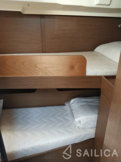 Oceanis 46.1 - Yacht Charter Sailica