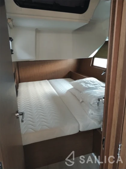 Oceanis 46.1 - Yacht Charter Sailica