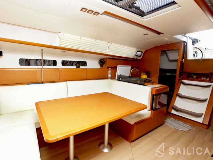 Sun Odyssey 439 - Yacht Charter Sailica