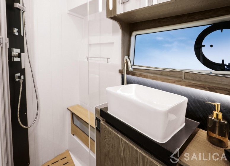 Sealine F430 - Yacht Charter Sailica
