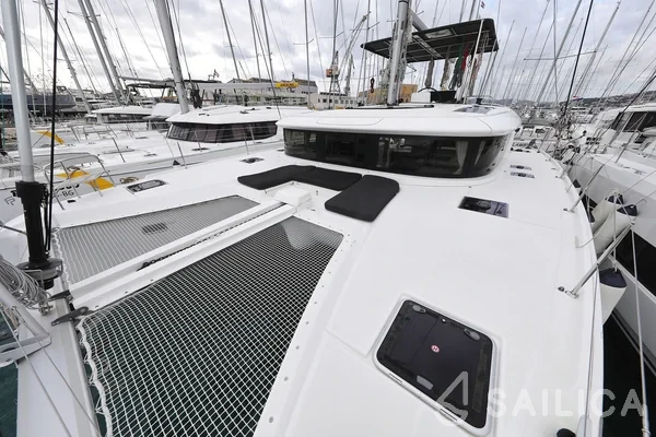 Lagoon 46  - Yacht Charter Sailica