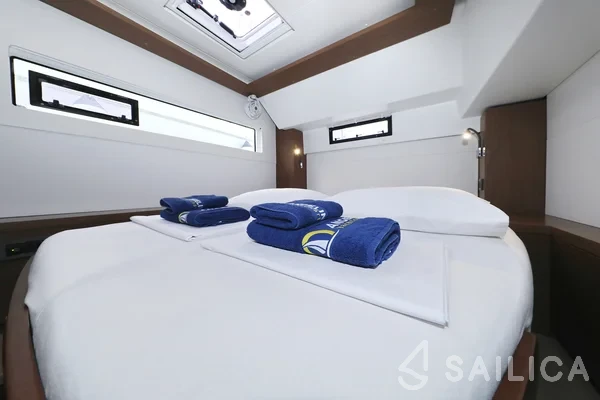Lagoon 46  - Yacht Charter Sailica