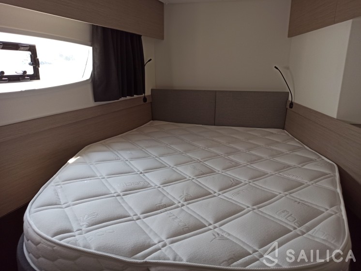 Elba 45 - Yacht Charter Sailica