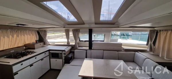 Elba 45 - Yacht Charter Sailica