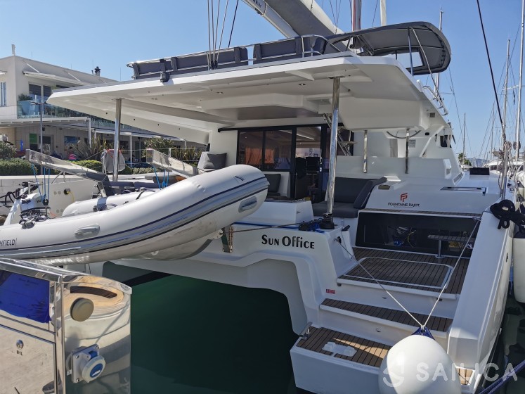 Elba 45 - Yacht Charter Sailica