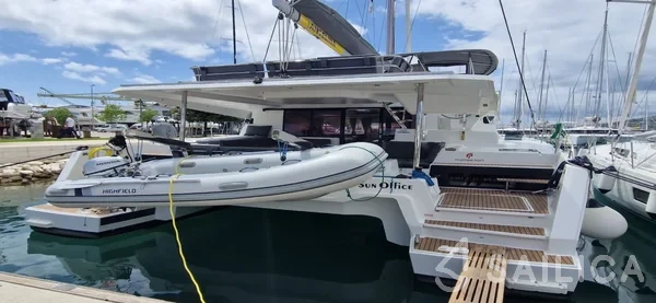 Elba 45 - Yacht Charter Sailica