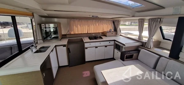 Elba 45 - Yacht Charter Sailica