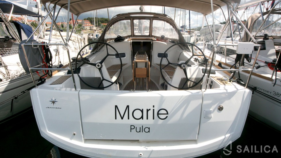 Sun Odyssey 349 - Yacht Charter Sailica