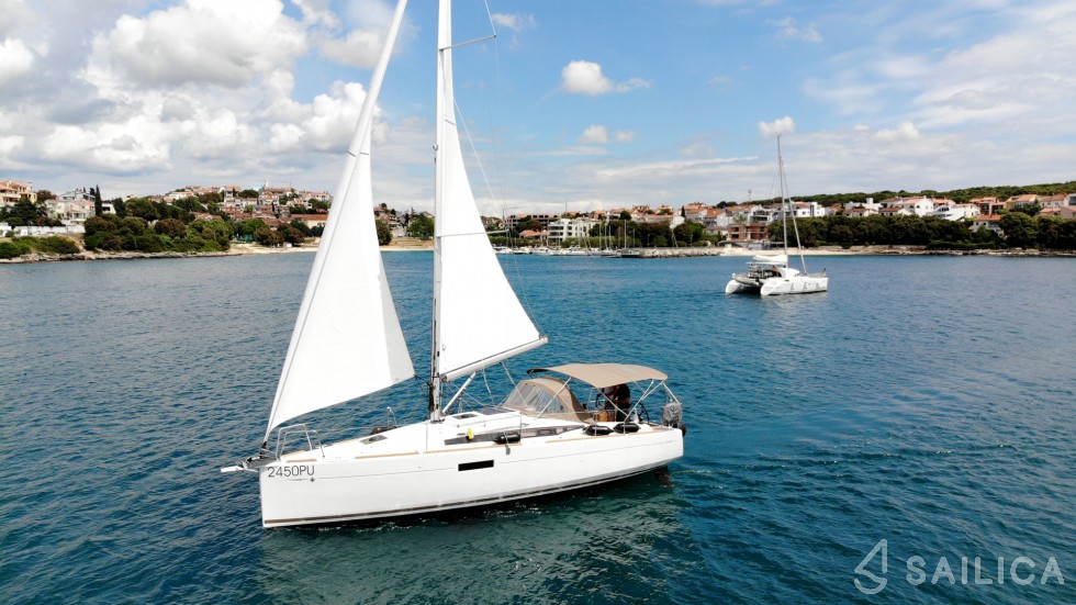 Sun Odyssey 349 - Yacht Charter Sailica