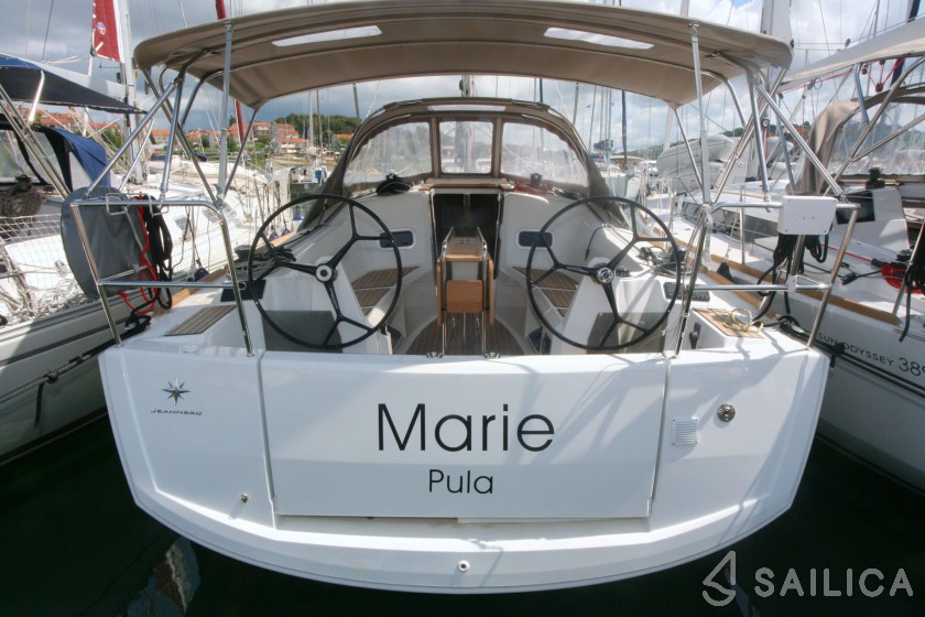Sun Odyssey 349 - Yacht Charter Sailica