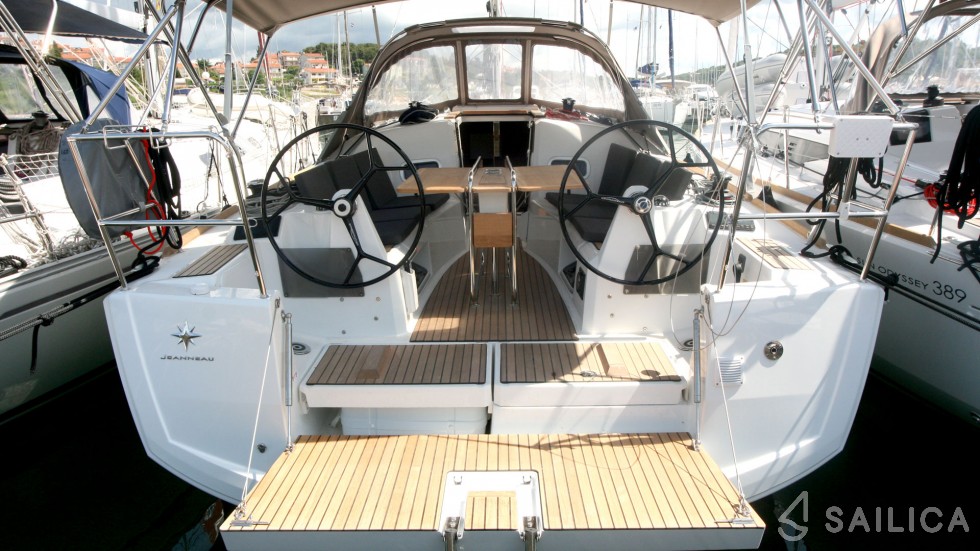 Sun Odyssey 349 - Yacht Charter Sailica
